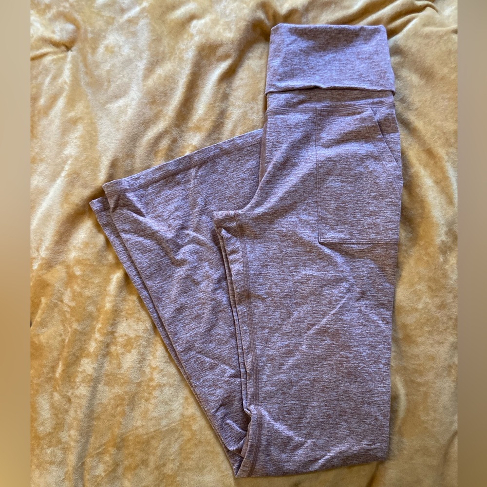 Aerie size Medium flare folding high-waist yoga pants